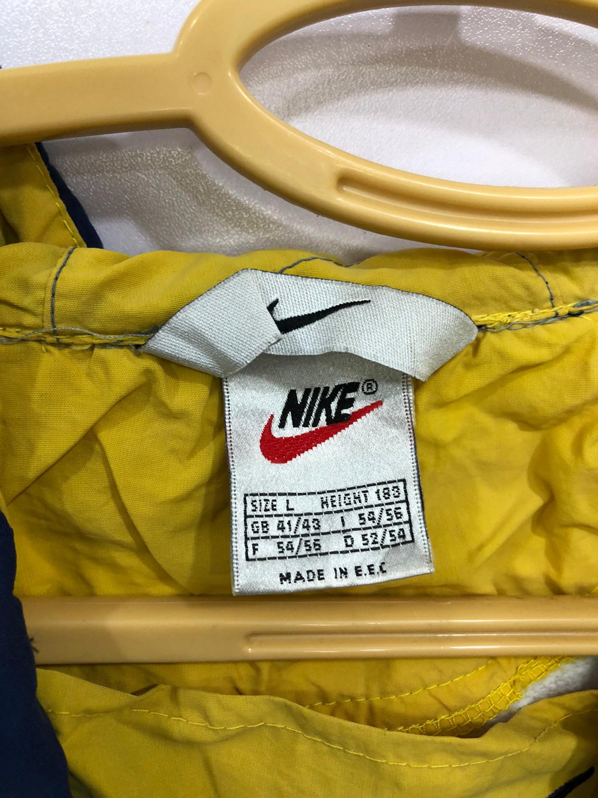 Premium Vintage Nike Swetshirts